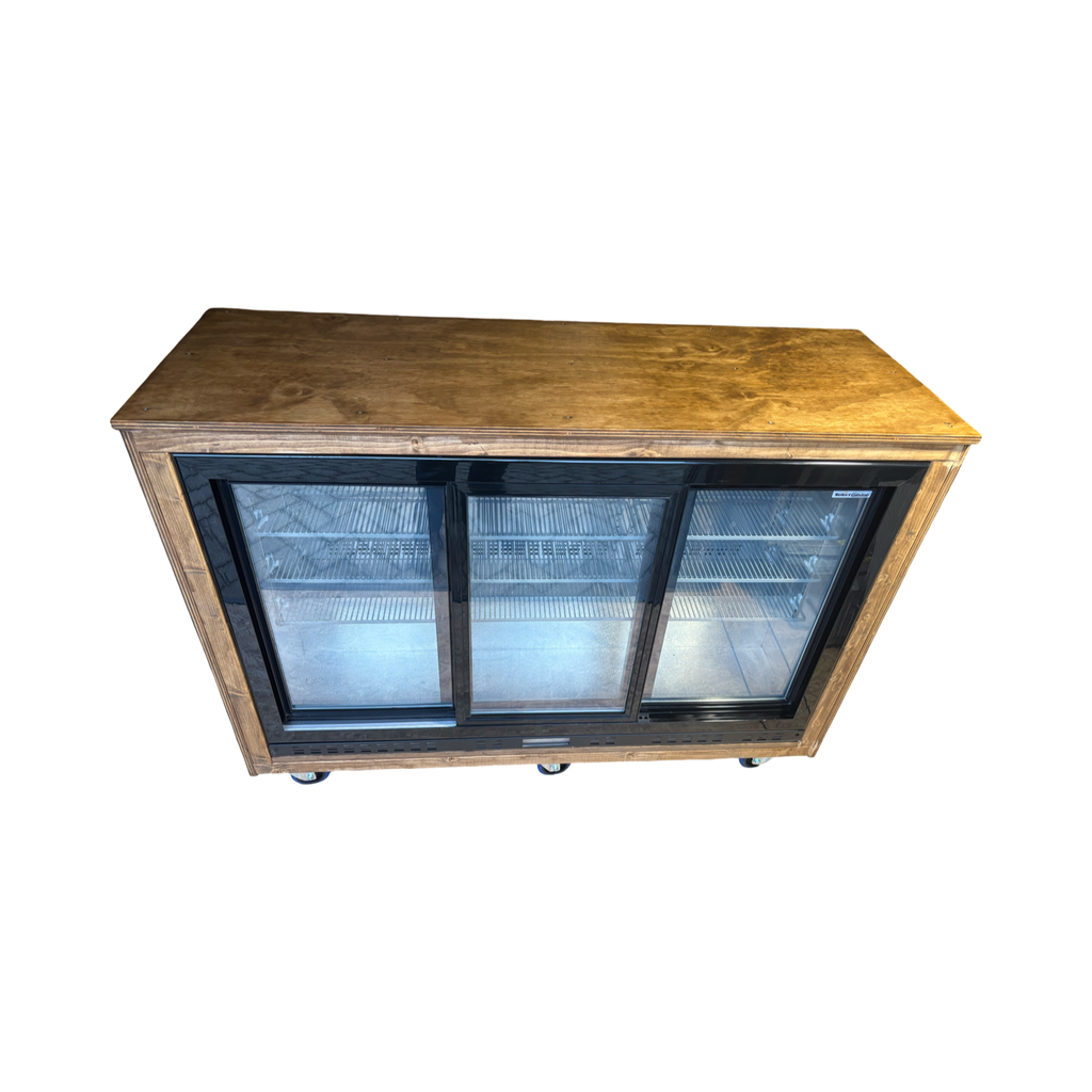 Koelkast 350ltr op wielen met schuifdeuren en bovenblad als bar of buffet